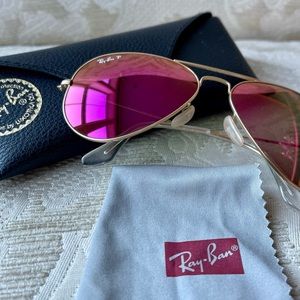 POLARIZED- Ray-Ban Aviator Large Metal gold w/ violet classic sunglasses